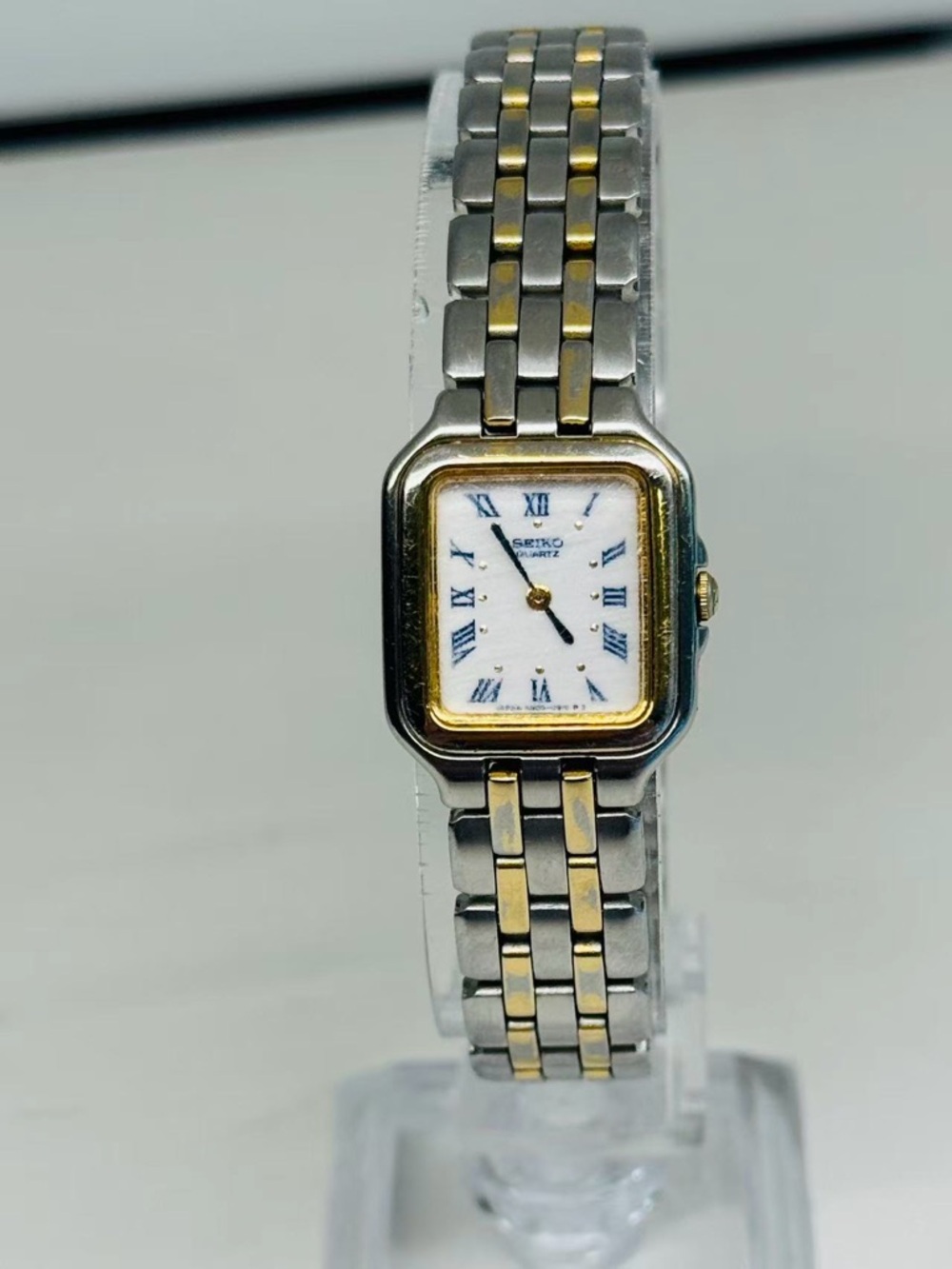 Vintage Seiko Ladies Quartz Watch 4N00-5870 Roman Dial Two Tone New Battery Rens